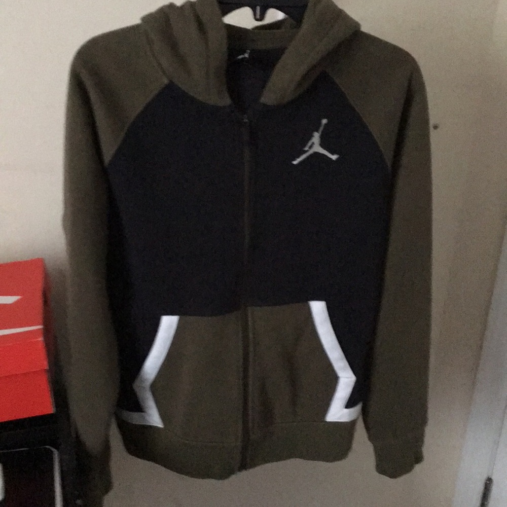 Jordan sweater